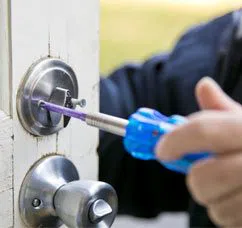 City Locksmith Store Brockton, MA 508-657-3113 - 12-Changing-Locks